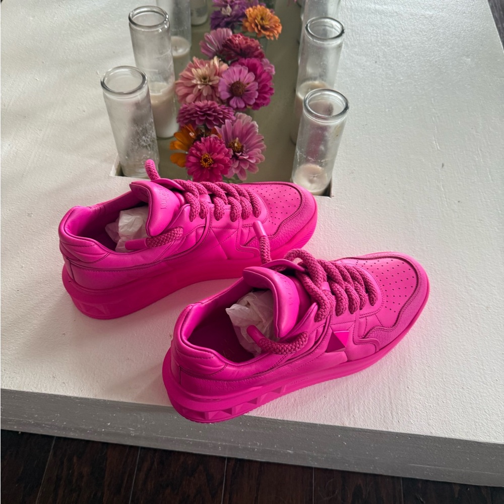 Valentino Garavani One Stud XI Pink Leather Sneakers ( BRAND NEW ) - Picture 4 of 14